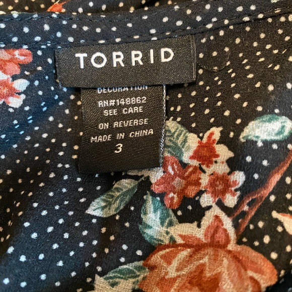 TORRID Sheer floral and polka dot ruffle blouse - Picture 9 of 12
